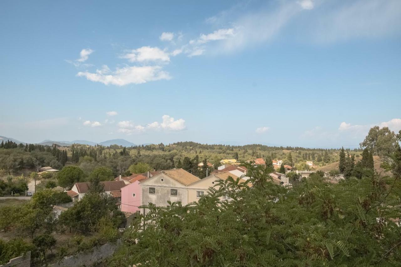 レフキンミModern Flat With Beautiful Views In South Of Corfuアパートメント エクステリア 写真