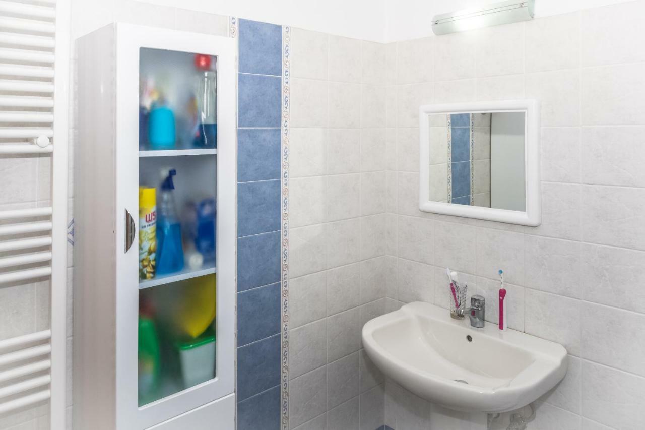 レフキンミModern Flat With Beautiful Views In South Of Corfuアパートメント エクステリア 写真