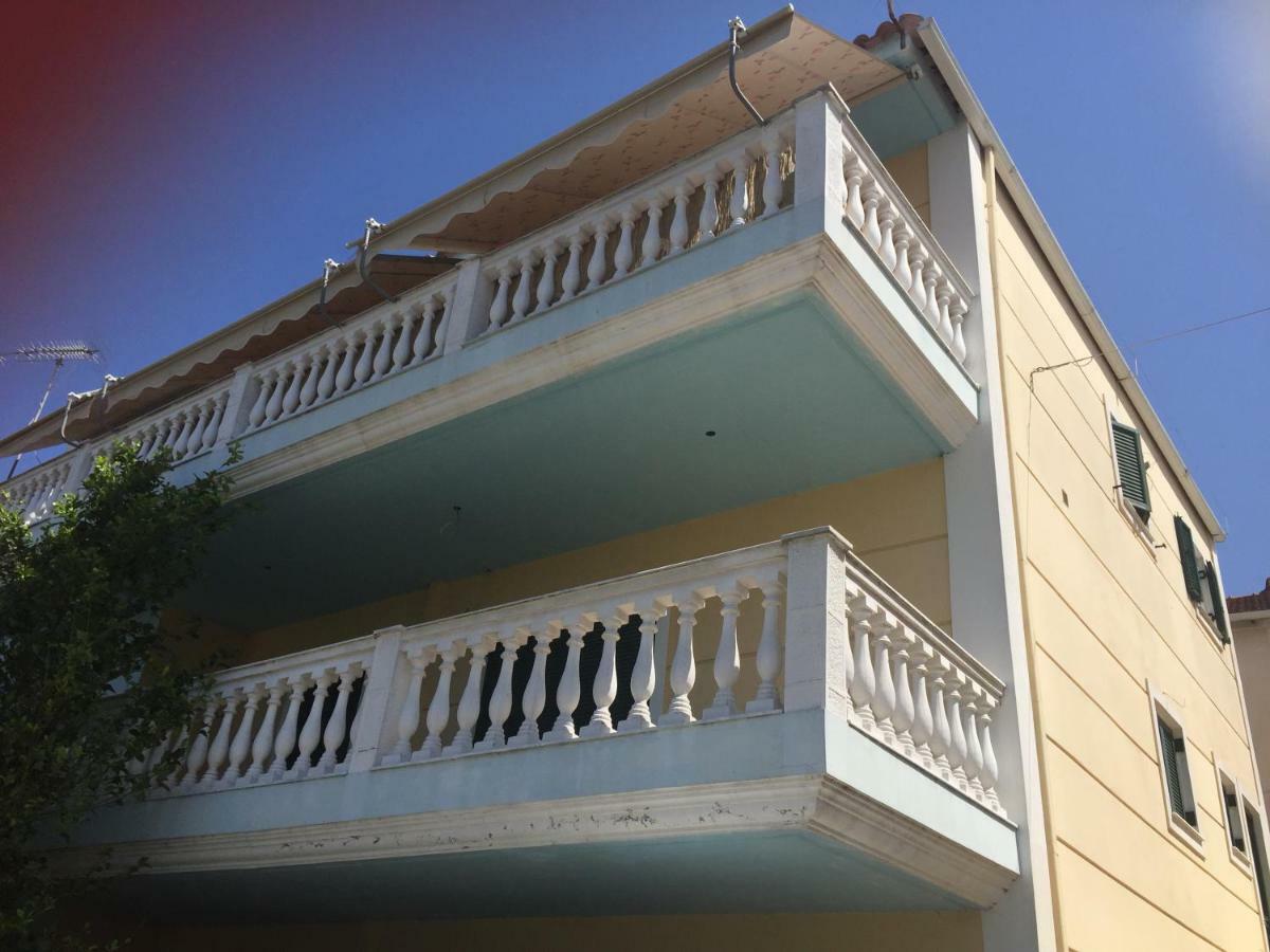 レフキンミModern Flat With Beautiful Views In South Of Corfuアパートメント エクステリア 写真